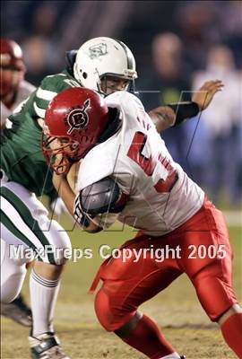 Thumbnail 1 in El Cajon Valley vs. Oceanside (D2 Section Final) photogallery.