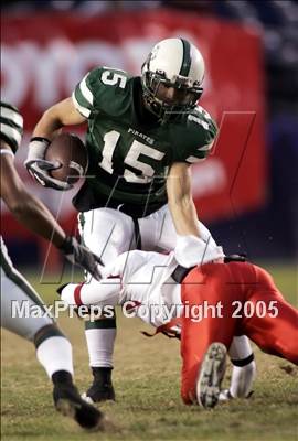 Thumbnail 2 in El Cajon Valley vs. Oceanside (D2 Section Final) photogallery.