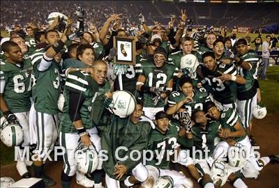 Thumbnail 3 in El Cajon Valley vs. Oceanside (D2 Section Final) photogallery.