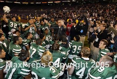 Thumbnail 3 in El Cajon Valley vs. Oceanside (D2 Section Final) photogallery.