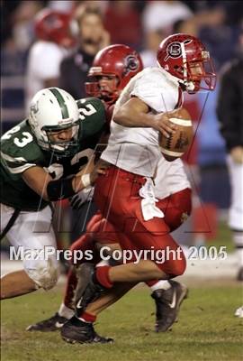 Thumbnail 2 in El Cajon Valley vs. Oceanside (D2 Section Final) photogallery.