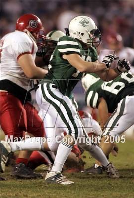 Thumbnail 3 in El Cajon Valley vs. Oceanside (D2 Section Final) photogallery.