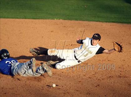 Thumbnail 1 in Lanier vs. McCallum photogallery.