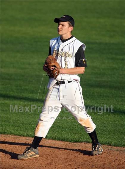 Thumbnail 1 in Lanier vs. McCallum photogallery.
