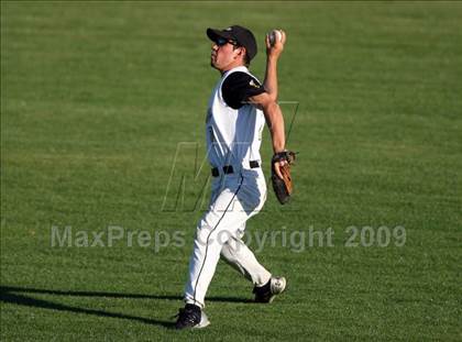 Thumbnail 2 in Lanier vs. McCallum photogallery.