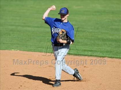 Thumbnail 2 in Lanier vs. McCallum photogallery.