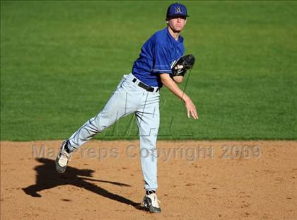 Thumbnail 3 in Lanier vs. McCallum photogallery.