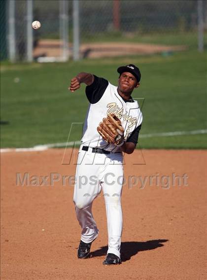Thumbnail 1 in Lanier vs. McCallum photogallery.