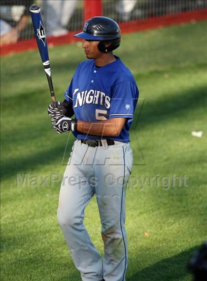 Thumbnail 2 in Lanier vs. McCallum photogallery.