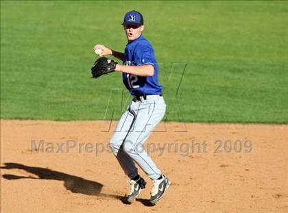 Thumbnail 3 in Lanier vs. McCallum photogallery.