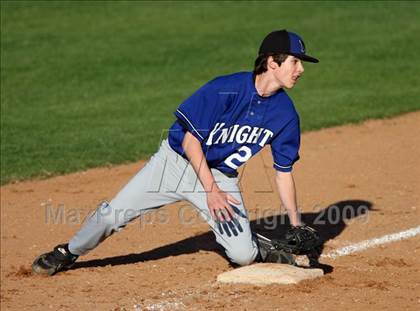 Thumbnail 2 in Lanier vs. McCallum photogallery.