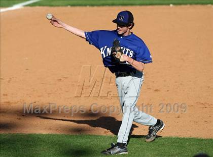 Thumbnail 3 in Lanier vs. McCallum photogallery.