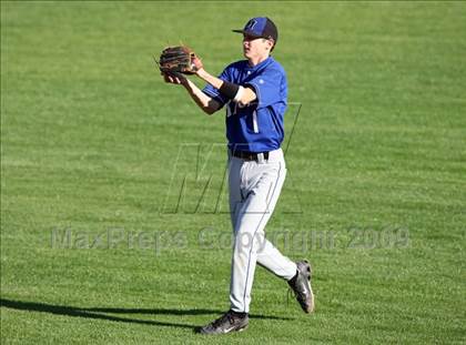 Thumbnail 3 in Lanier vs. McCallum photogallery.