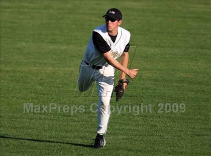 Thumbnail 2 in Lanier vs. McCallum photogallery.