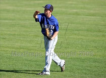 Thumbnail 2 in Lanier vs. McCallum photogallery.