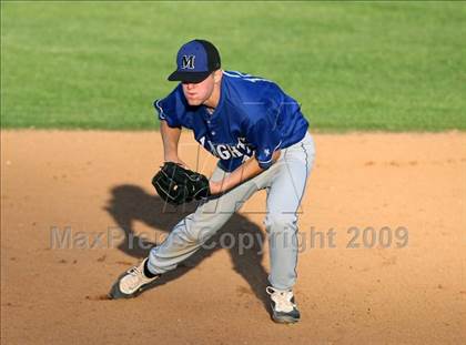 Thumbnail 2 in Lanier vs. McCallum photogallery.