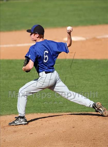 Thumbnail 3 in Lanier vs. McCallum photogallery.