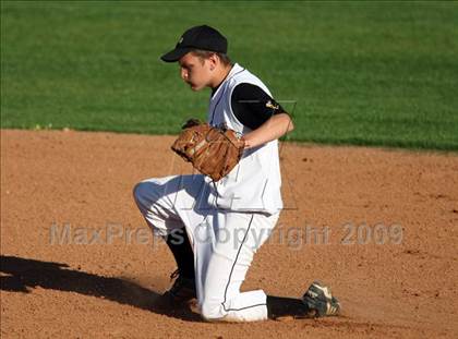 Thumbnail 3 in Lanier vs. McCallum photogallery.