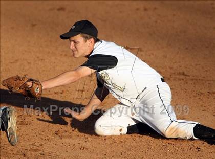 Thumbnail 3 in Lanier vs. McCallum photogallery.