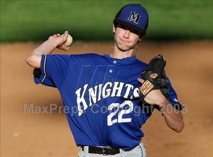 Thumbnail 2 in Lanier vs. McCallum photogallery.