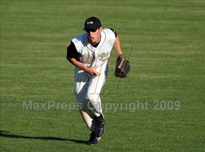 Thumbnail 2 in Lanier vs. McCallum photogallery.