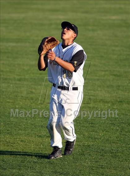 Thumbnail 2 in Lanier vs. McCallum photogallery.