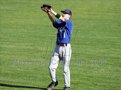 Thumbnail 3 in Lanier vs. McCallum photogallery.