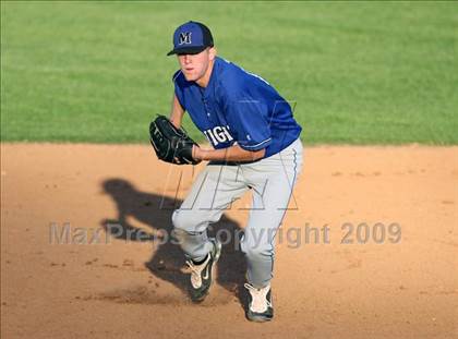 Thumbnail 3 in Lanier vs. McCallum photogallery.