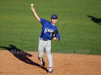 Thumbnail 2 in Lanier vs. McCallum photogallery.