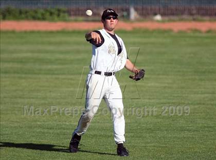 Thumbnail 3 in Lanier vs. McCallum photogallery.