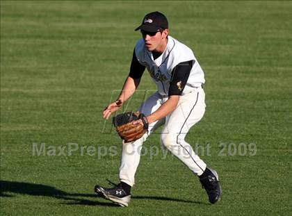 Thumbnail 2 in Lanier vs. McCallum photogallery.