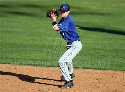 Thumbnail 1 in Lanier vs. McCallum photogallery.