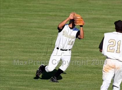 Thumbnail 1 in Lanier vs. McCallum photogallery.