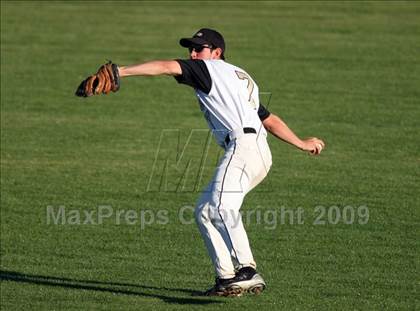 Thumbnail 1 in Lanier vs. McCallum photogallery.