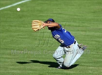 Thumbnail 3 in Lanier vs. McCallum photogallery.