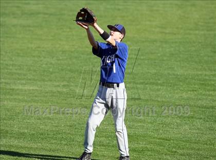 Thumbnail 2 in Lanier vs. McCallum photogallery.