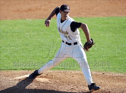 Thumbnail 1 in Lanier vs. McCallum photogallery.