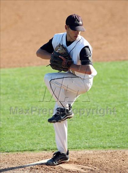 Thumbnail 1 in Lanier vs. McCallum photogallery.