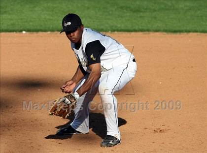Thumbnail 1 in Lanier vs. McCallum photogallery.