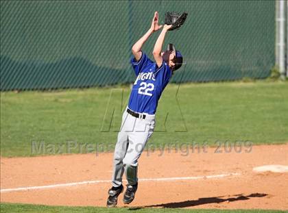 Thumbnail 2 in Lanier vs. McCallum photogallery.