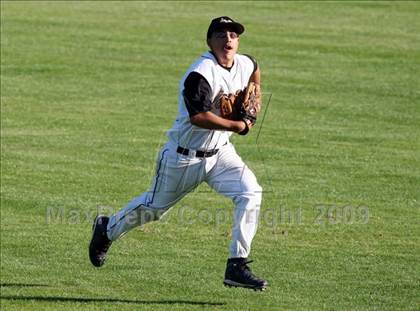 Thumbnail 3 in Lanier vs. McCallum photogallery.