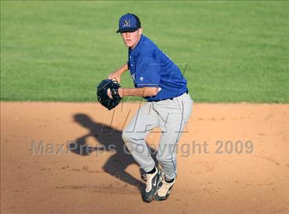 Thumbnail 1 in Lanier vs. McCallum photogallery.