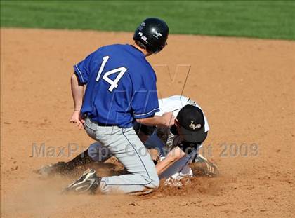 Thumbnail 1 in Lanier vs. McCallum photogallery.