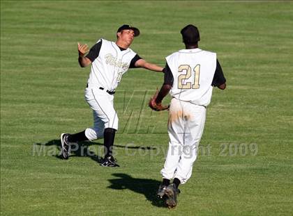 Thumbnail 1 in Lanier vs. McCallum photogallery.