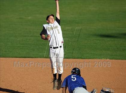 Thumbnail 1 in Lanier vs. McCallum photogallery.