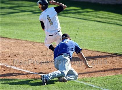 Thumbnail 3 in Lanier vs. McCallum photogallery.
