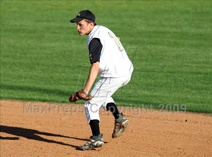 Thumbnail 2 in Lanier vs. McCallum photogallery.