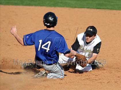 Thumbnail 2 in Lanier vs. McCallum photogallery.