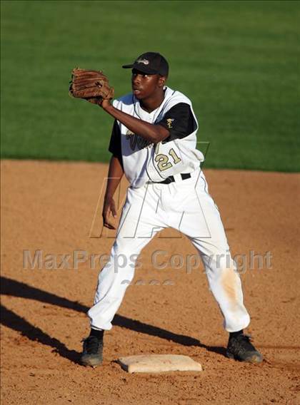 Thumbnail 1 in Lanier vs. McCallum photogallery.