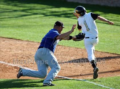 Thumbnail 1 in Lanier vs. McCallum photogallery.